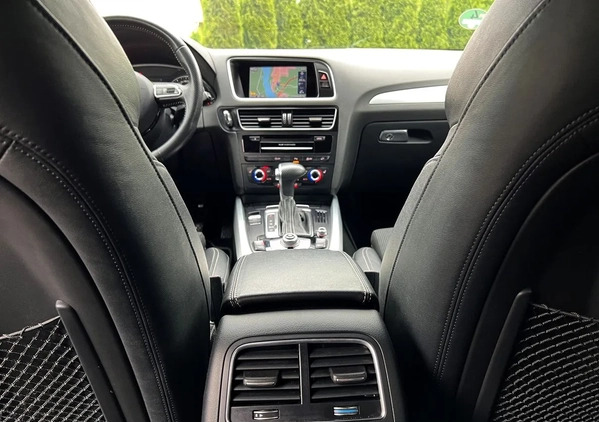 Audi Q5 cena 87800 przebieg: 199000, rok produkcji 2016 z Kolbuszowa małe 596